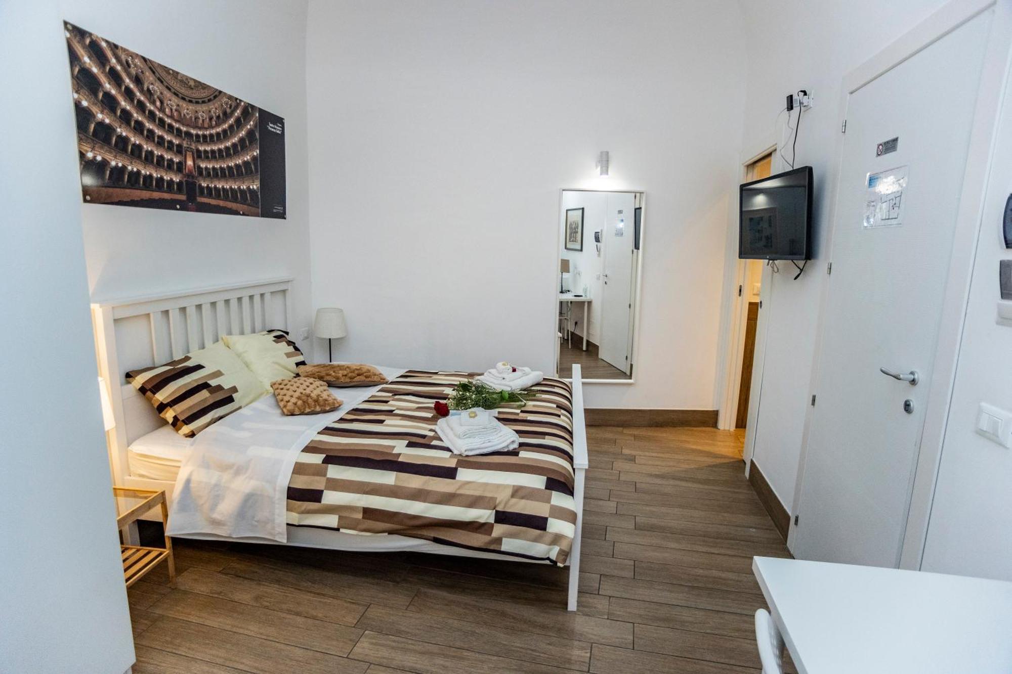 Katane' Room's Guest house Catania